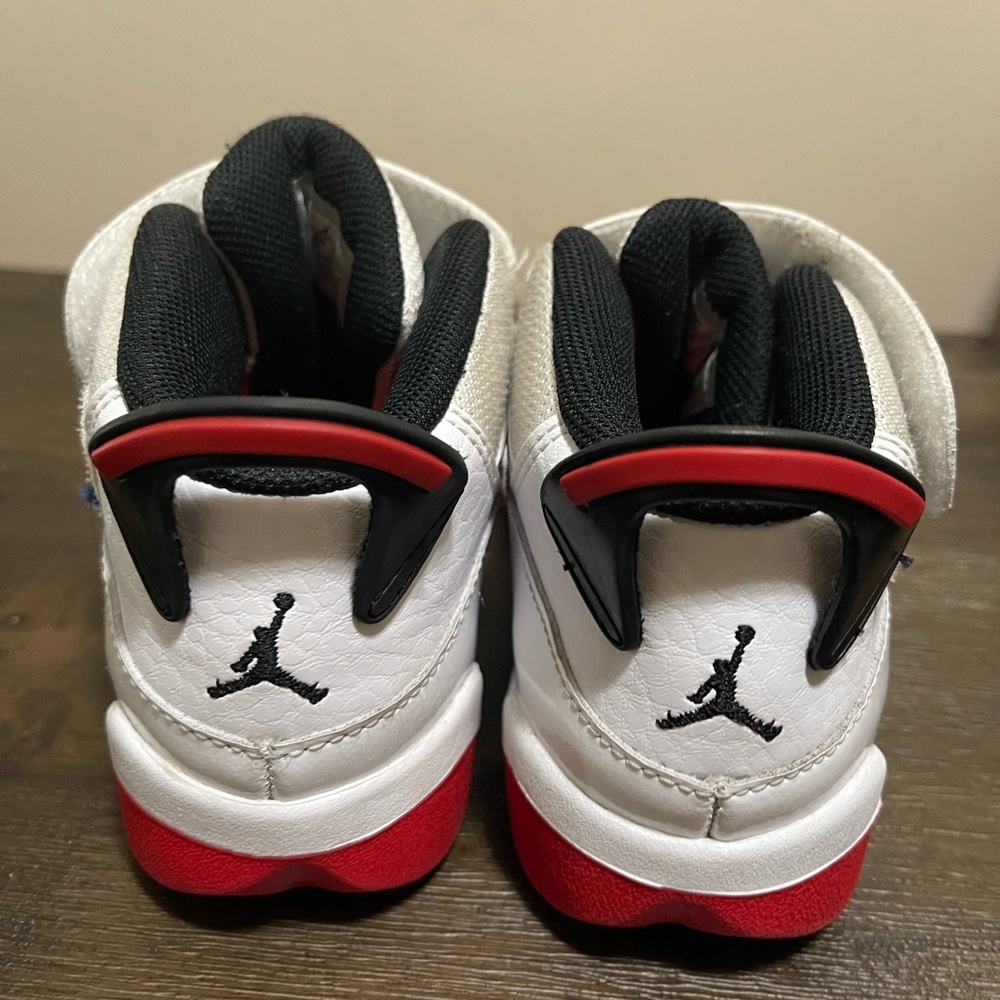 Kids Jordan Sneakers